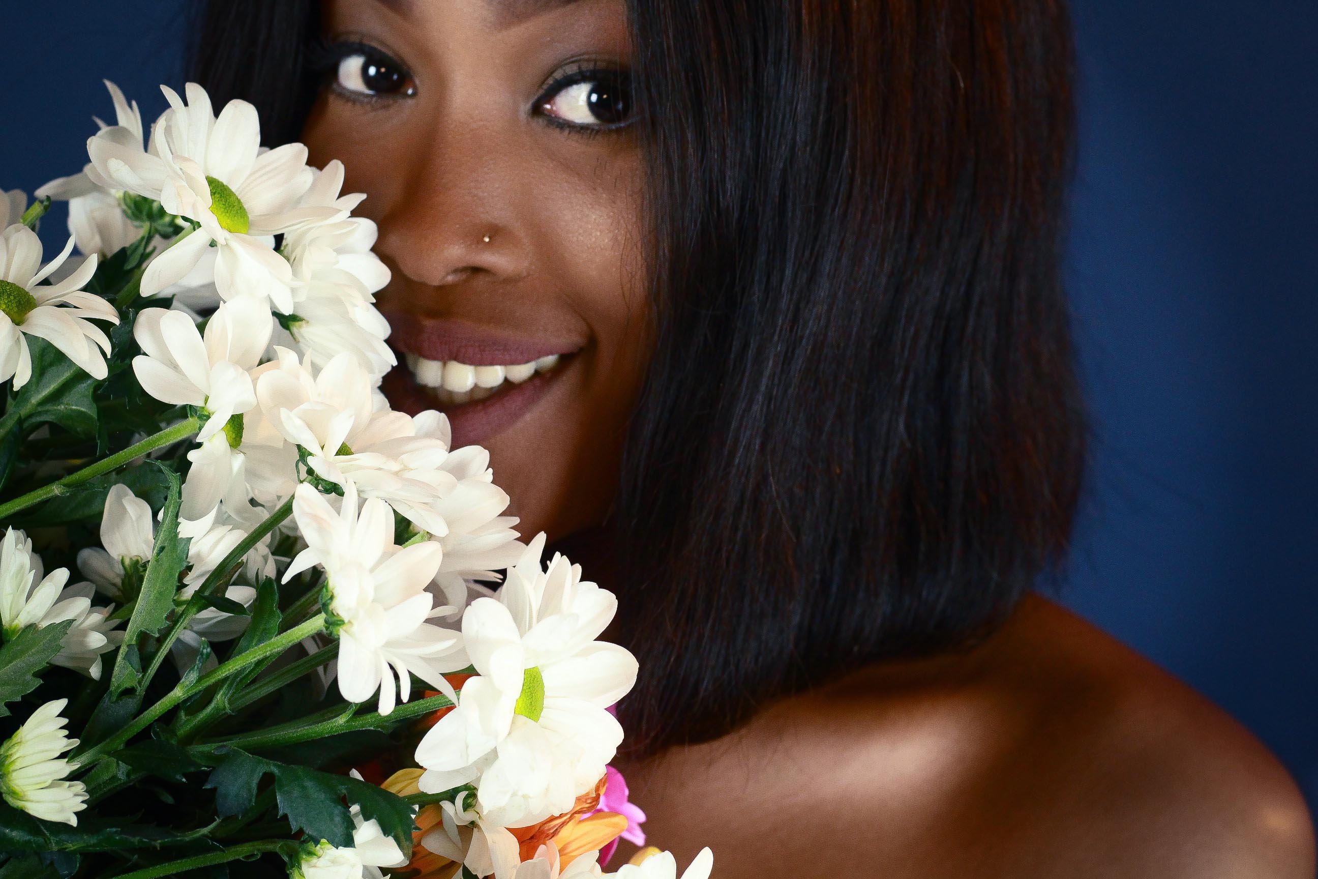 Smile. Daisies.