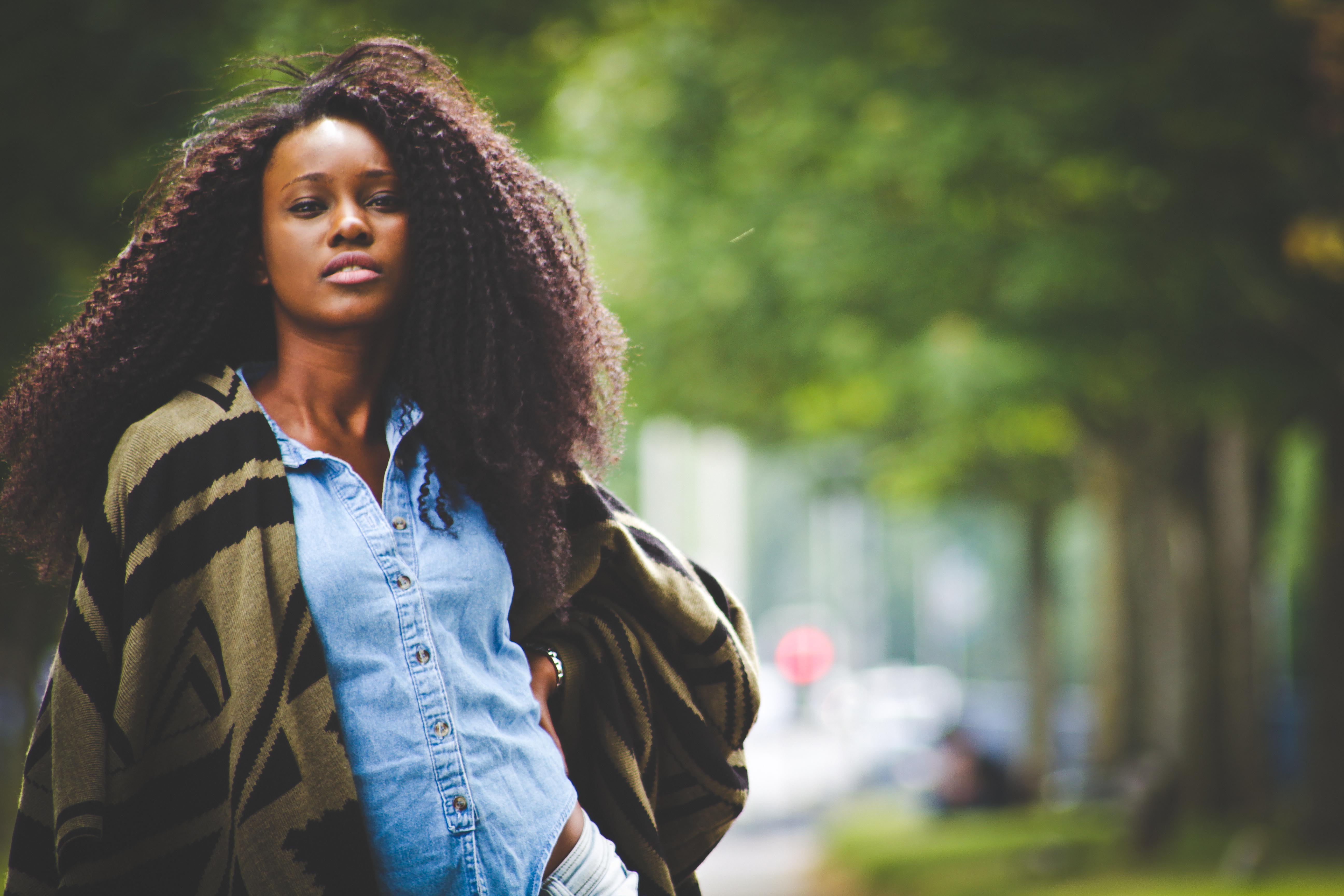 Street. Natural Hair.
