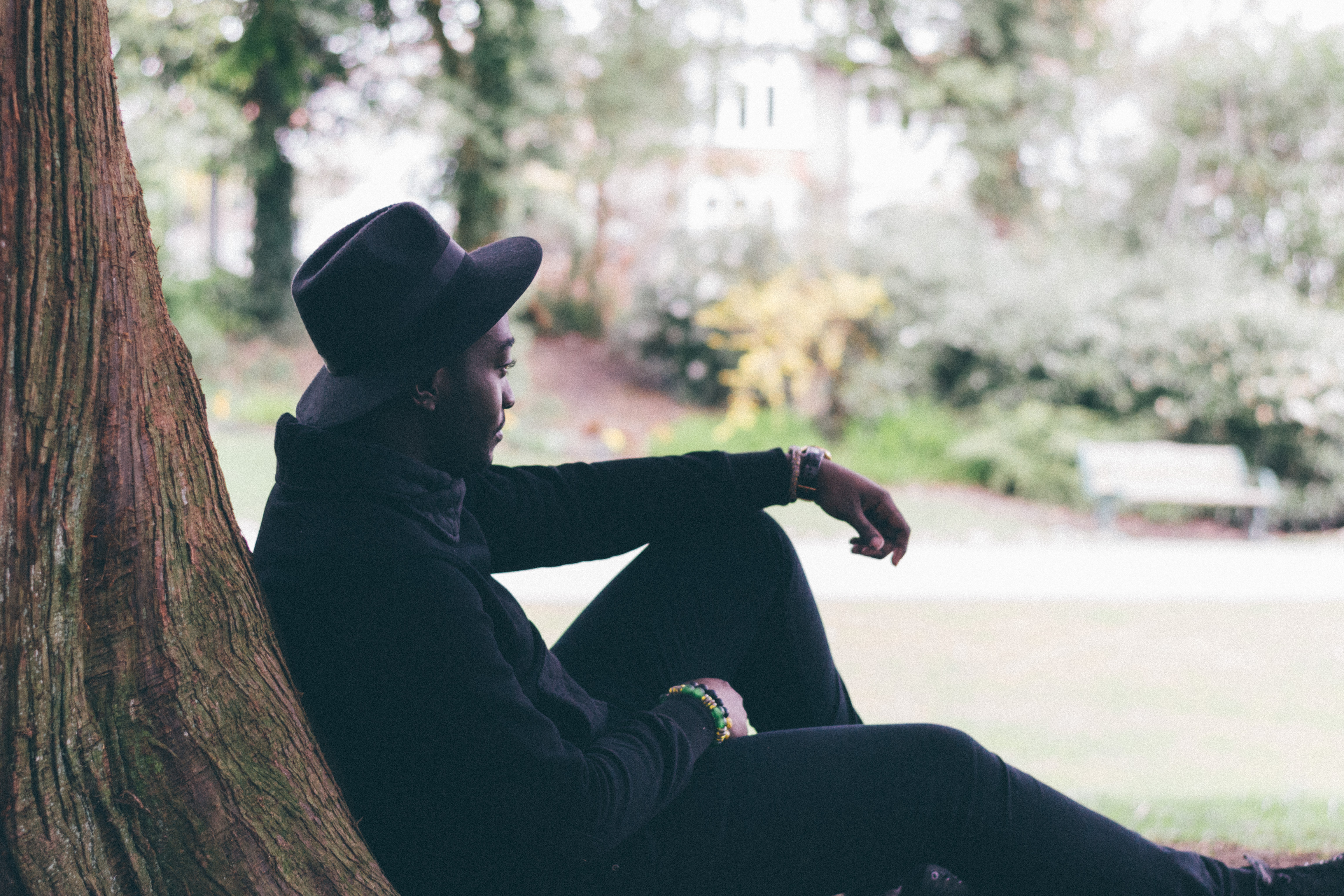Park. Fedora. Side Profile.